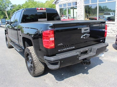 Used 2016 Chevrolet Silverado 2500 LTZ w/ Duramax Plus Package AWD/4WD image 5