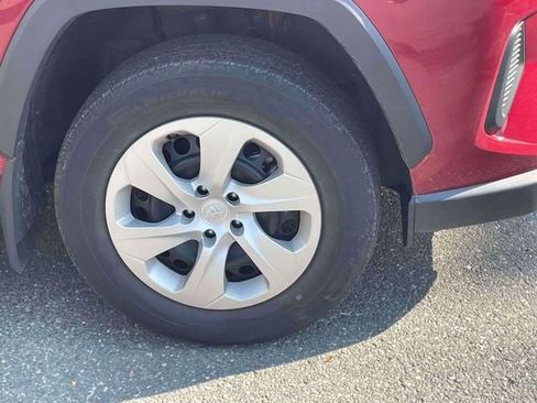 Used 2025 Toyota RAV4 LE AWD/4WD image 11