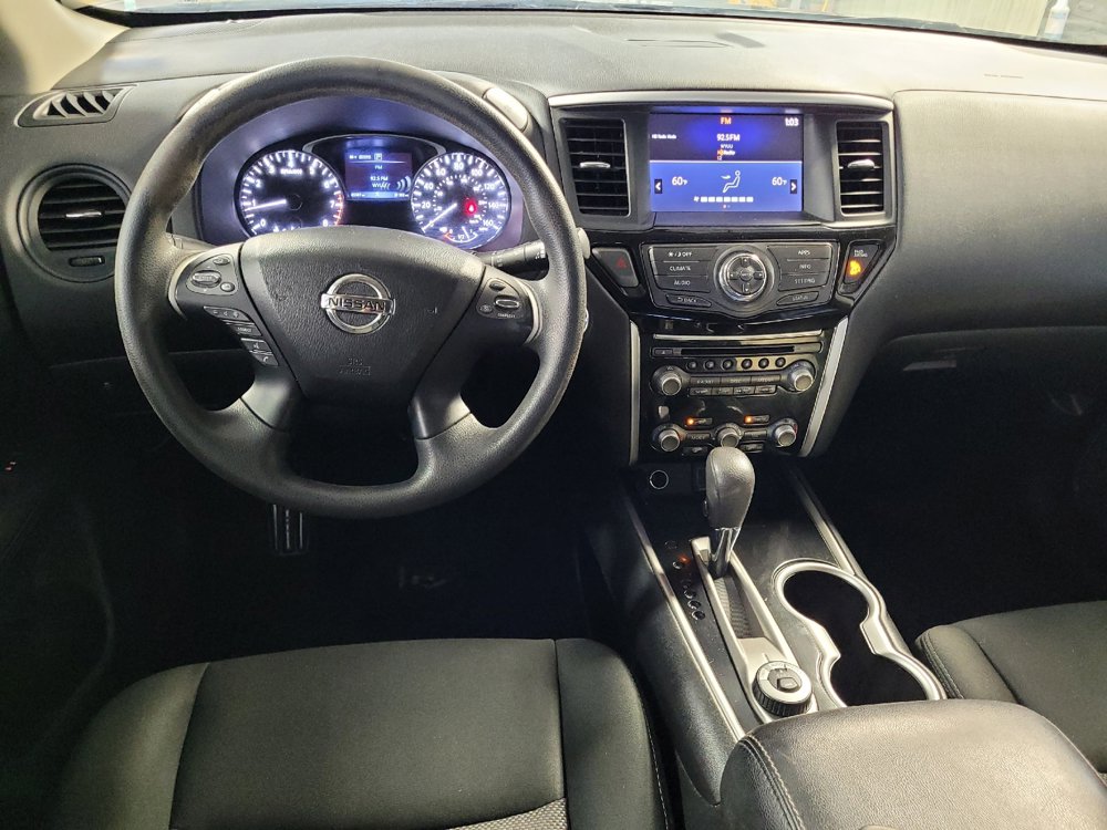 Used 2020 Nissan Pathfinder S AWD/4WD image 22