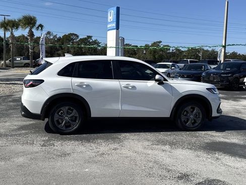 New 2026 Honda HR-V LX image 6