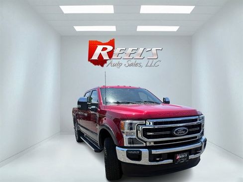 Used 2022 Ford F350 Lariat w/ Lariat Ultimate Package AWD/4WD image 3