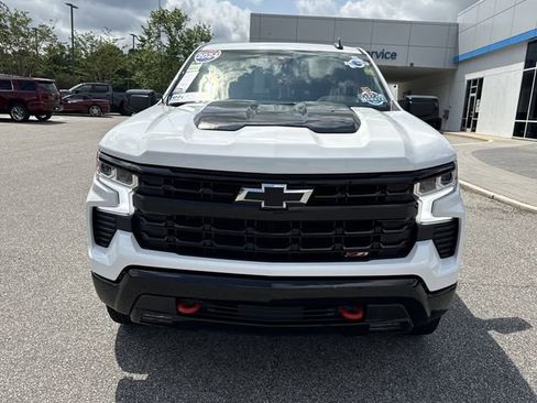 Used 2024 Chevrolet Silverado 1500 LT Trail Boss w/ Protection Package AWD/4WD image 8