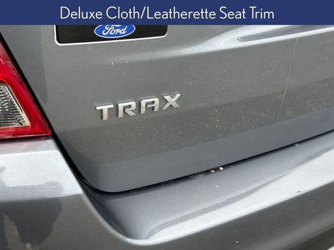 Used 2019 Chevrolet Trax LT w/ LT Convenience Package image 16