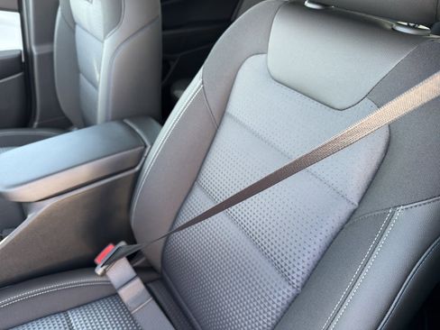 New 2026 Chevrolet Trax LT w/ Sunroof Package image 12