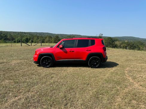 Used 2020 Jeep Renegade Altitude image 7