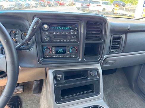 Used 2003 GMC Yukon SLT w/ 1SC Preferred Equipment Group AWD/4WD image 13