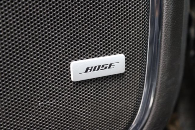 Used 2016 Chevrolet Suburban LTZ AWD/4WD image 15