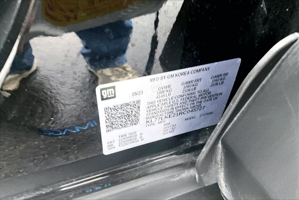 Used 2024 Chevrolet Trax ACTIV w/ Sunroof Package FWD image 35