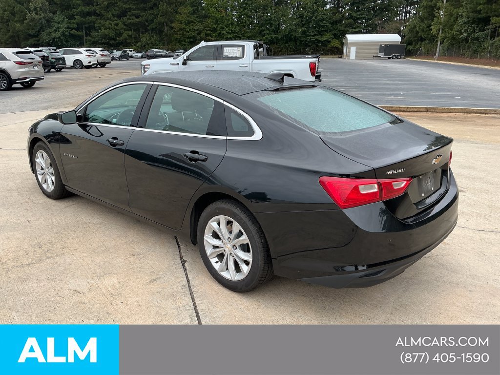 Used 2025 Chevrolet Malibu LT FWD image 3