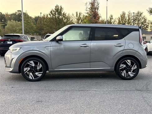 Used 2025 Kia Soul GT-Line w/ GT-Line Technology Package image 8