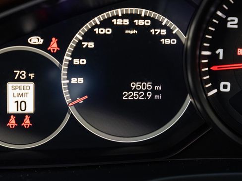 Used 2023 Porsche Panamera 4 image 52