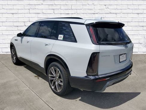 New 2026 Cadillac Vistiq Luxury AWD/4WD image 2