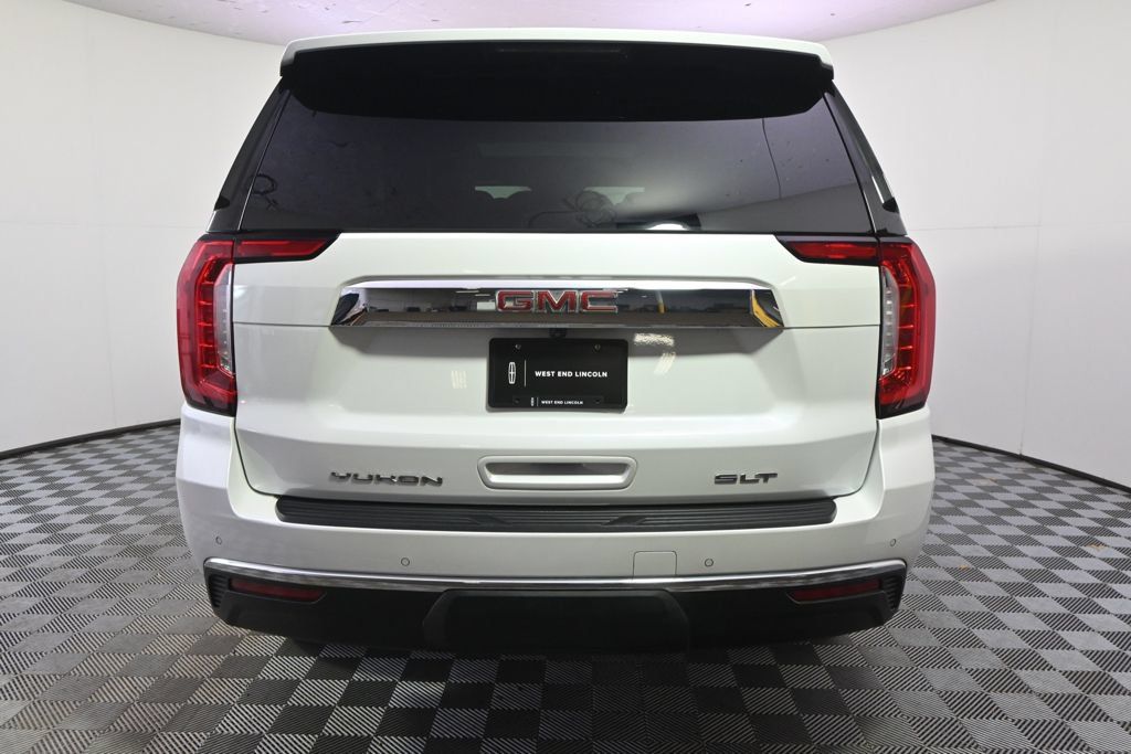 Used 2024 GMC Yukon SLT w/ SLT Premium Package AWD/4WD image 5