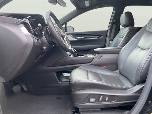 Used 2022 Cadillac XT5 Premium Luxury image 15