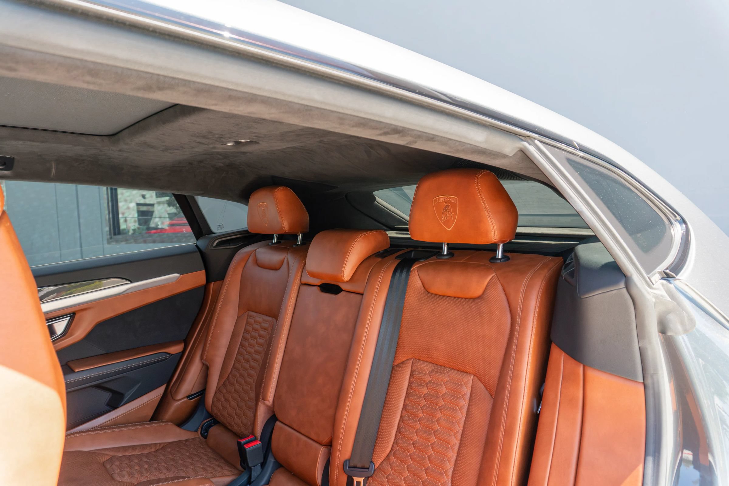 Used 2019 Lamborghini Urus AWD/4WD image 51