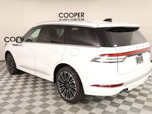 New 2026 Lincoln Aviator Black Label AWD/4WD image 24