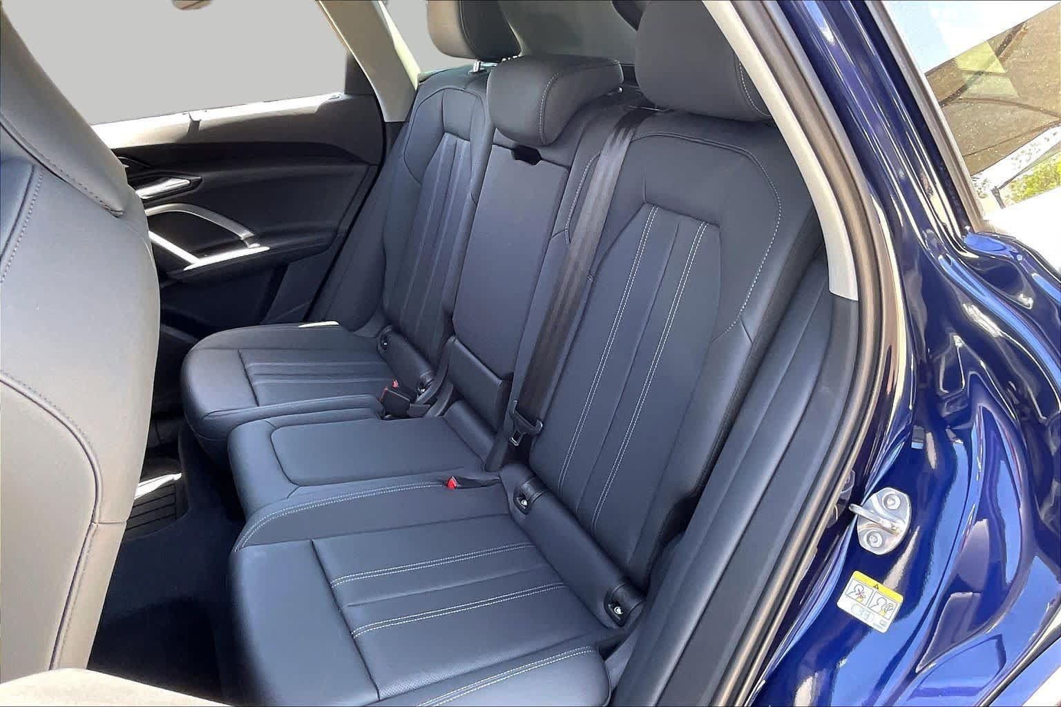 Used 2025 Audi Q5 Premium AWD/4WD image 21