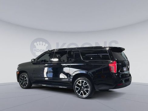 Used 2023 Chevrolet Suburban RST w/ Luxury Package AWD/4WD image 8