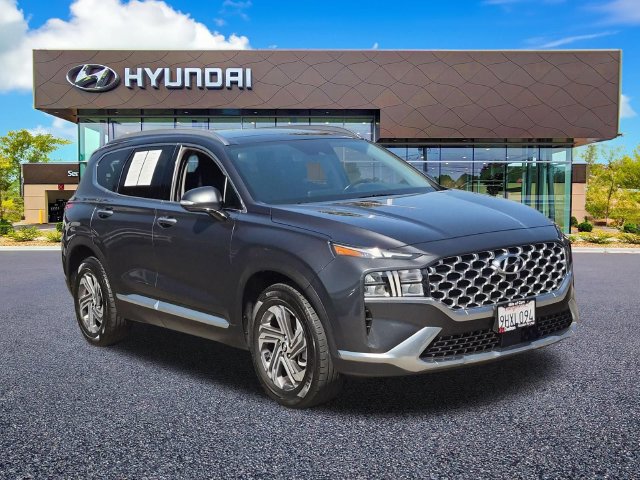 Used 2023 Hyundai Santa Fe SEL w/ Premium Package FWD image 2