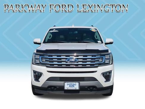 Used 2019 Ford Expedition Limited w/ Equipment Group 302A AWD/4WD image 8
