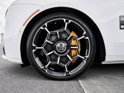 Used 2025 Rolls-Royce Ghost Black Badge image 3