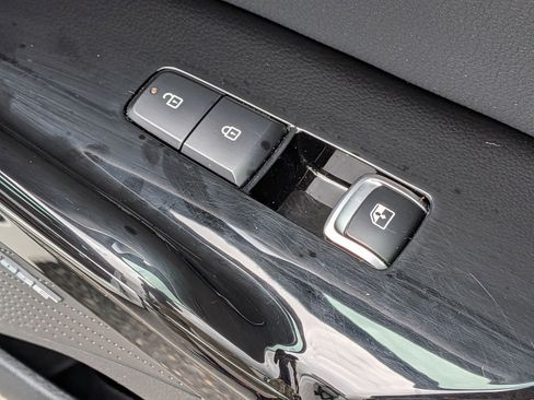 Used 2025 Kia K5 GT-Line w/ GT-Line Premium Package FWD image 36