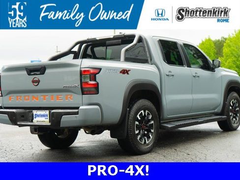 Used 2023 Nissan Frontier PRO-4X w/ Technology Package image 11