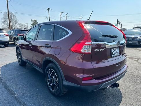 Used 2016 Honda CR-V SE image 6
