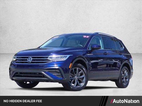 Used 2023 Volkswagen Tiguan SE FWD image 1