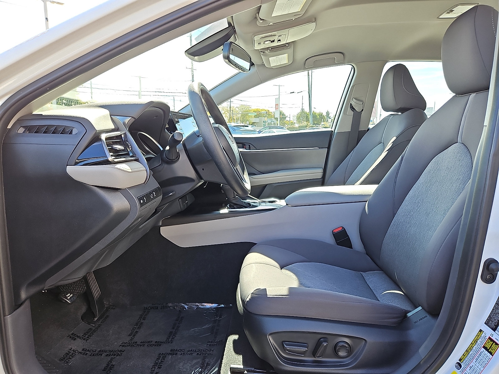 Used 2024 Toyota Camry LE w/ Convenience Package FWD image 13