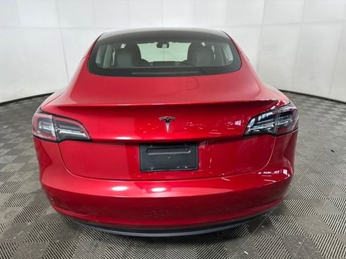 Used 2023 Tesla Model 3 Standard Range image 4