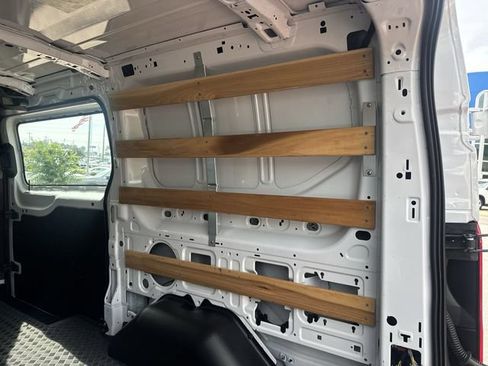 Used 2025 Ford Transit 250 Low Roof w/ Exterior Upgrade Package RWD image 28