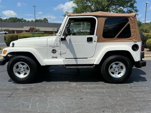 Used 2000 Jeep Wrangler Sahara AWD/4WD image 2