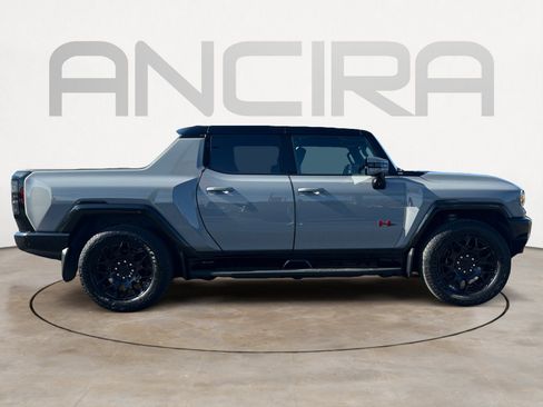 Used 2025 GMC Hummer EV 2X w/ LPO, Sport Package image 11