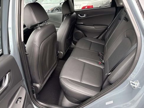 Used 2022 Hyundai Kona Limited AWD/4WD image 17