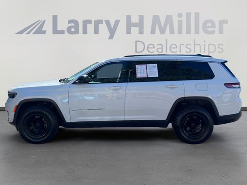Used 2021 Jeep Grand Cherokee L Laredo w/ Luxury Tech Group I image 2