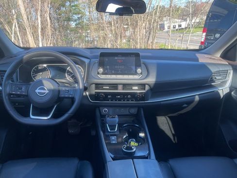 Certified 2023 Nissan Rogue SV w/ SV Premium B Package AWD/4WD image 25