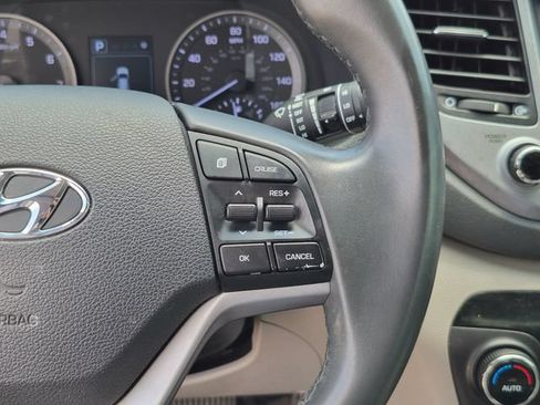 Used 2018 Hyundai Tucson Value w/ Cargo Package FWD image 21