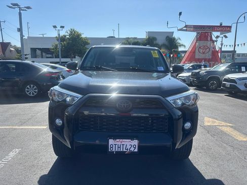 Used 2019 Toyota 4Runner SR5 RWD image 9