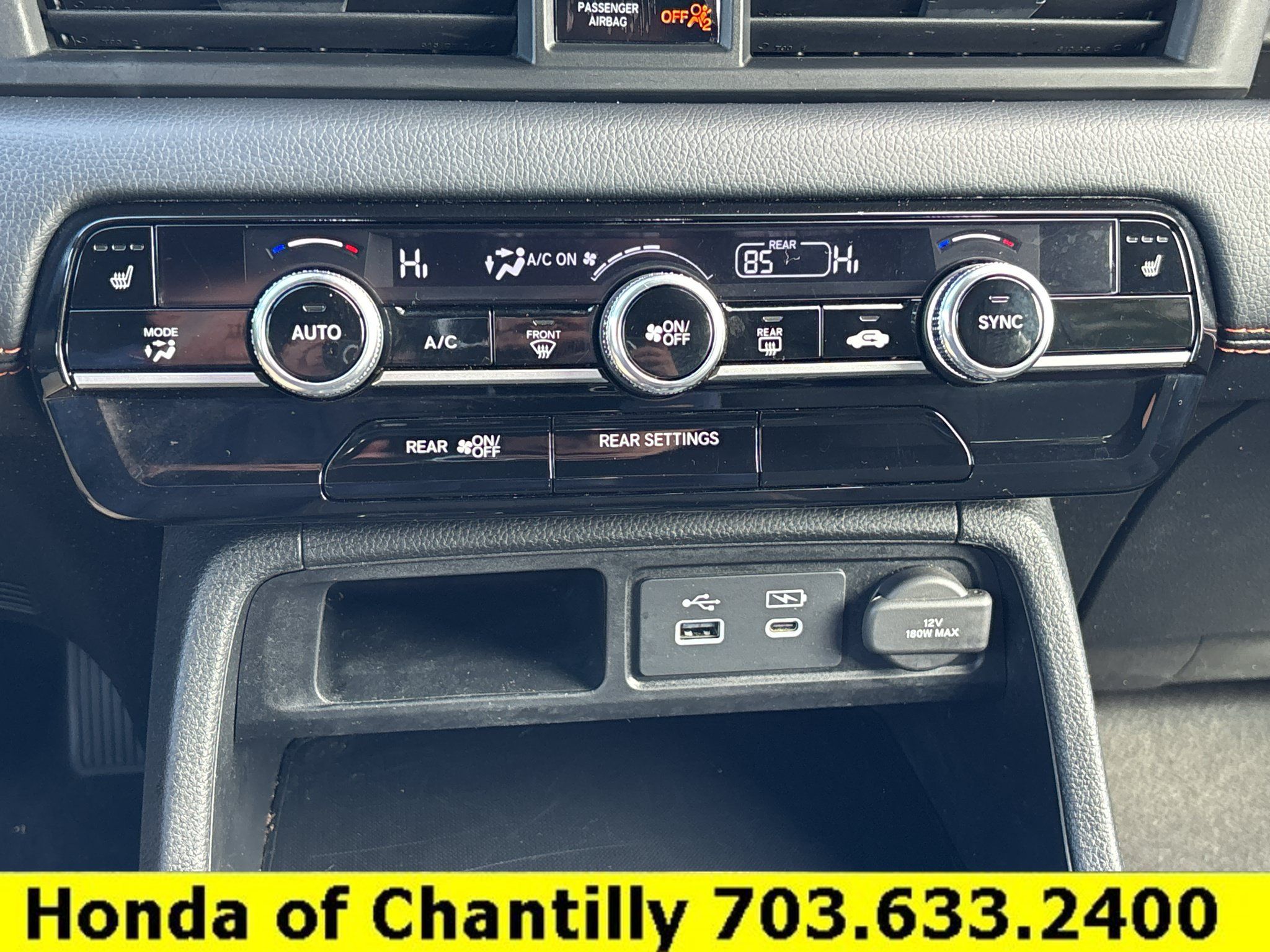 Certified 2025 Honda Pilot Sport image 15