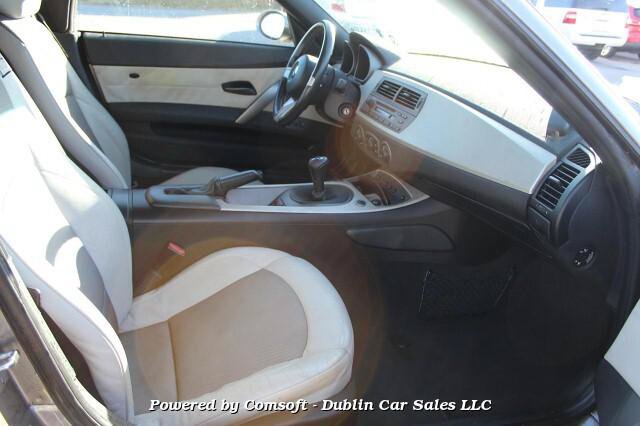 Used 2003 BMW Z4 2.5i RWD image 13