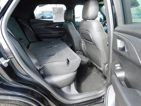 Used 2024 Chevrolet TrailBlazer RS AWD/4WD image 25