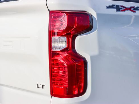 Used 2022 Chevrolet Silverado 1500 LT image 8