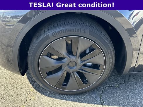 Used 2025 Tesla Model Y Long Range image 11
