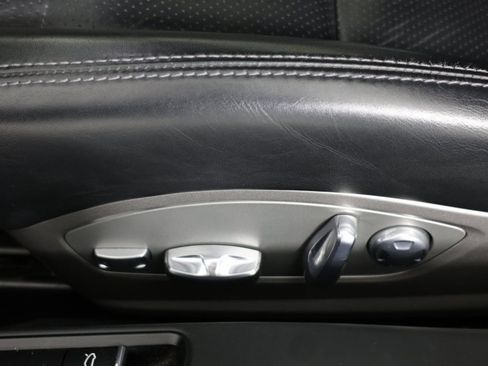 Used 2013 Porsche 911 Carrera 4S image 21