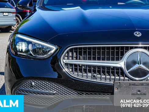 Used 2025 Mercedes-Benz C 300 Sedan image 11