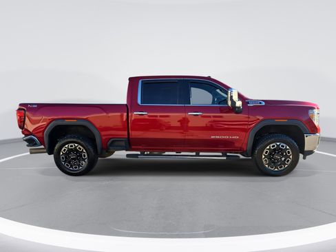 Used 2022 GMC Sierra 2500 SLT w/ X31 Off-Road Package image 4