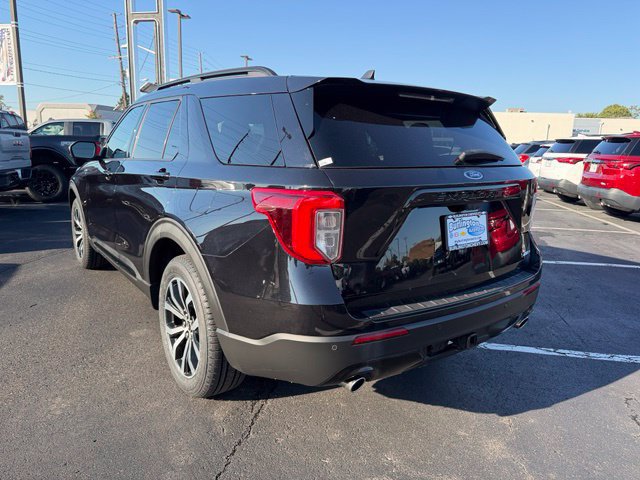 Used 2023 Ford Explorer ST-Line w/ Class IV Trailer Tow Package AWD/4WD image 8