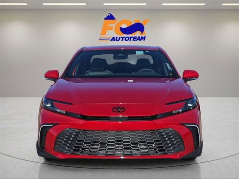 New 2026 Toyota Camry SE image 7