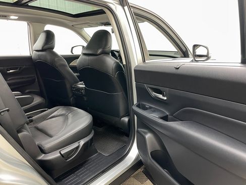 Used 2024 Toyota Grand Highlander XLE image 48